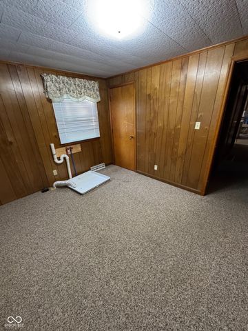 315 S Mulberry Street, Batesville, IN 47006