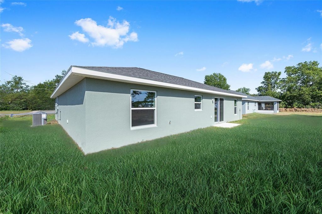 Image 16 of property listing at 7822 N MANVILLE ROAD, Citrus Springs, FL 34434