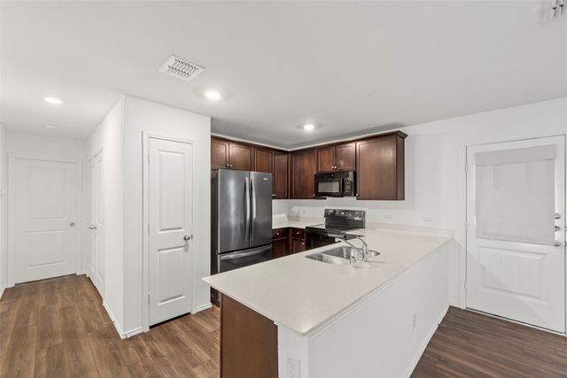 5430 LONGSHADOW Drive, Princeton, TX 75407