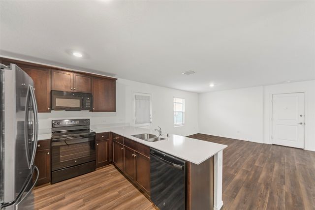 5430 LONGSHADOW Drive, Princeton, TX 75407