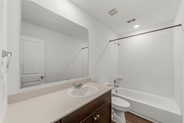 5430 LONGSHADOW Drive, Princeton, TX 75407