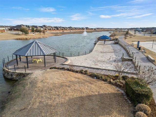 5430 LONGSHADOW Drive, Princeton, TX 75407