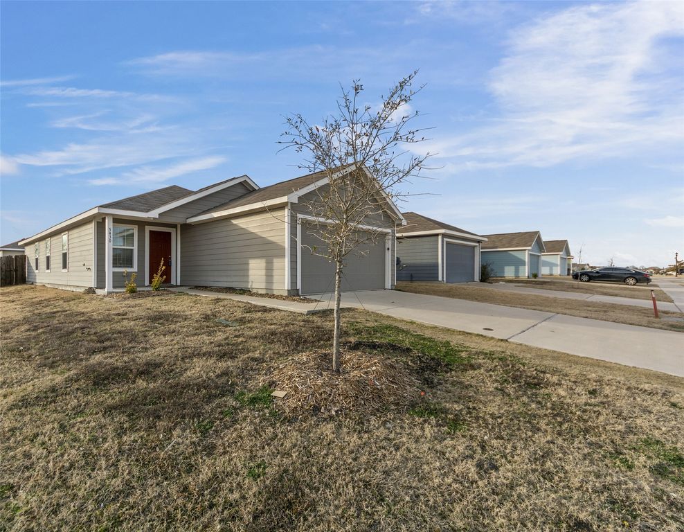 5430 LONGSHADOW Drive, Princeton, TX 75407