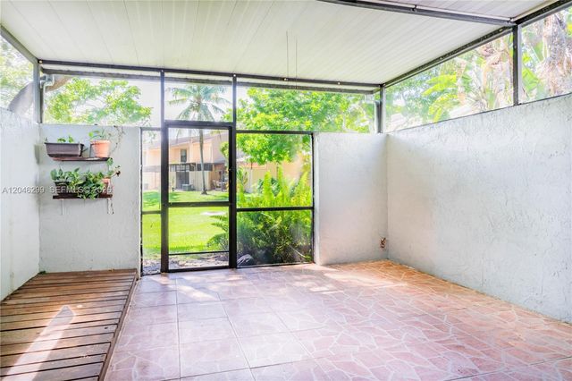 1450 NW 97th Ave 268, Pembroke Pines, FL 33024