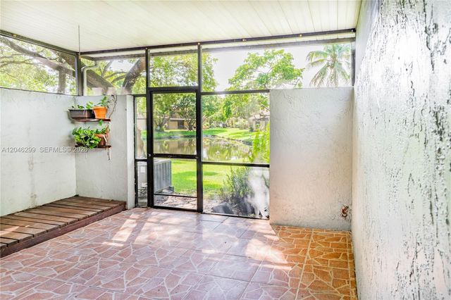 1450 NW 97th Ave 268, Pembroke Pines, FL 33024