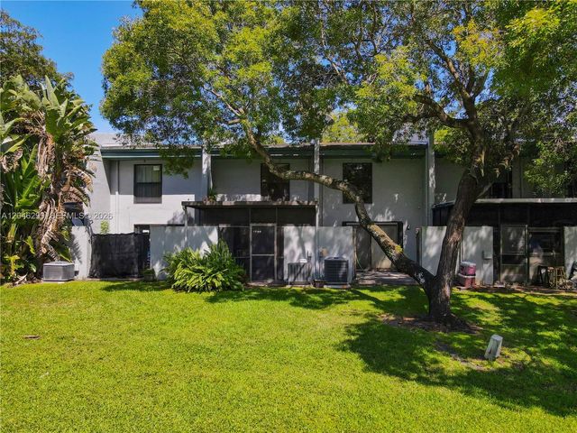 1450 NW 97th Ave 268, Pembroke Pines, FL 33024
