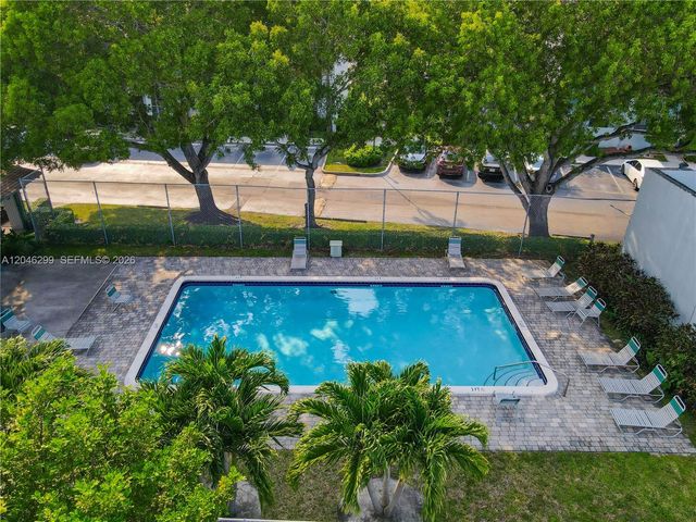 1450 NW 97th Ave 268, Pembroke Pines, FL 33024