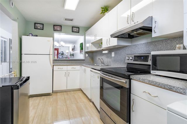 1450 NW 97th Ave 268, Pembroke Pines, FL 33024