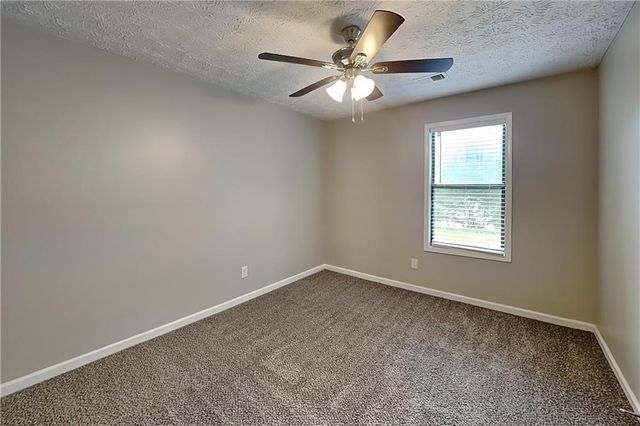 815 Riverstone Lane, Woodstock, GA 30188