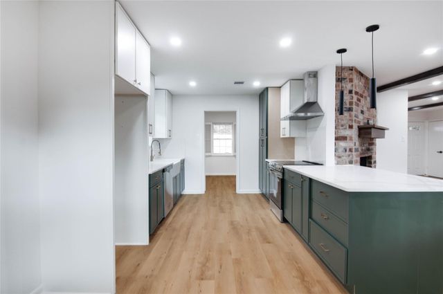 12706 Westleight Drive, Houston, TX 77077