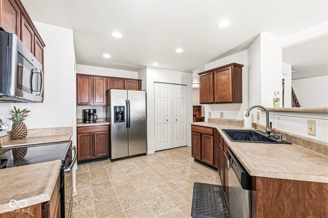 9637 W Stargazer Drive, Pendleton, IN 46064