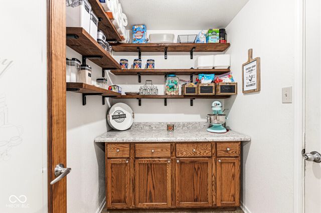 9637 W Stargazer Drive, Pendleton, IN 46064