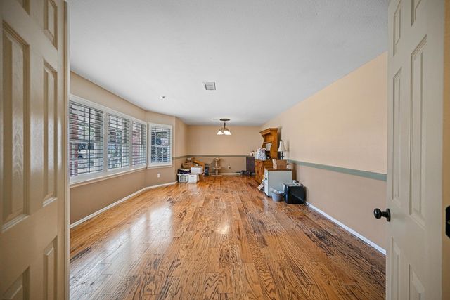 2814 Frontier Dr, Midland, TX 79705