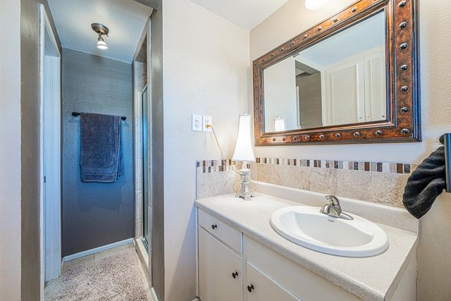 2814 Frontier Dr, Midland, TX 79705