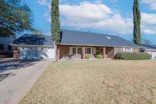 2814 Frontier Dr, Midland, TX 79705