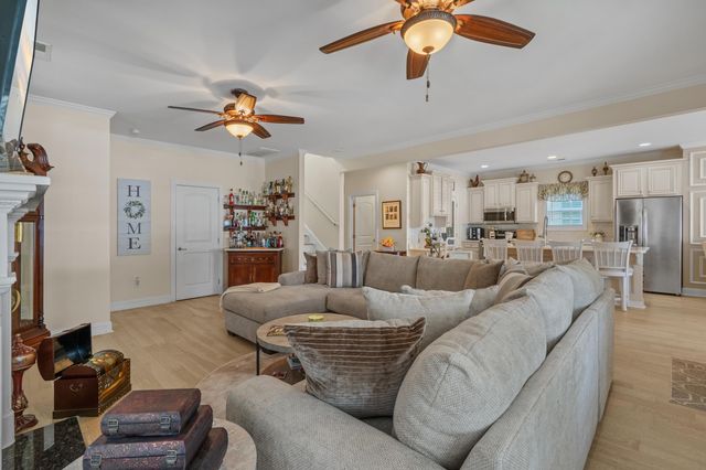 308 Beaufain Dr., Myrtle Beach, SC 29579