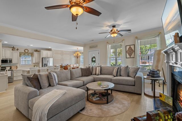 308 Beaufain Dr., Myrtle Beach, SC 29579