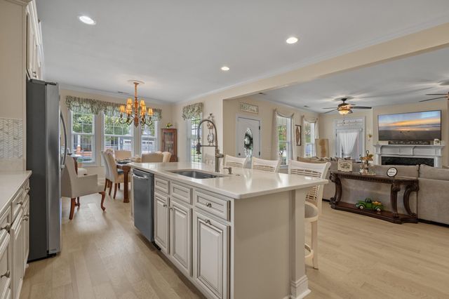 308 Beaufain Dr., Myrtle Beach, SC 29579