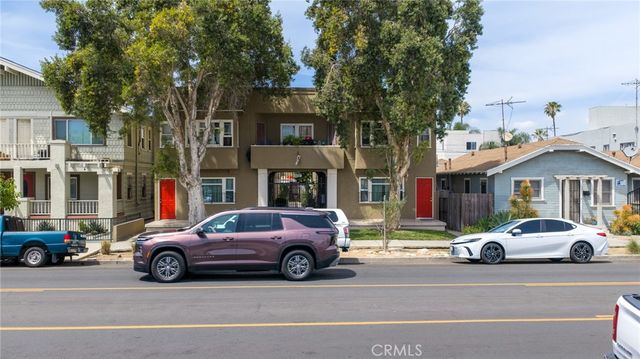 1111 Pine Avenue, Long Beach, CA 90813