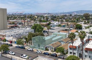 1111 Pine Avenue, Long Beach, CA 90813