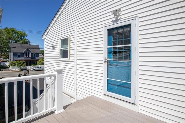 146 Dana Ave R, Boston, MA 02136