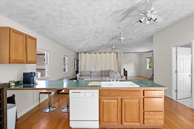 146 Dana Ave R, Boston, MA 02136