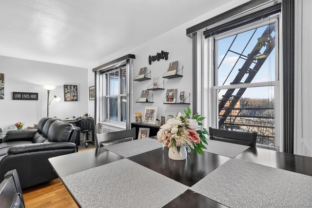 1300 Midland A50, Yonkers, NY 10704