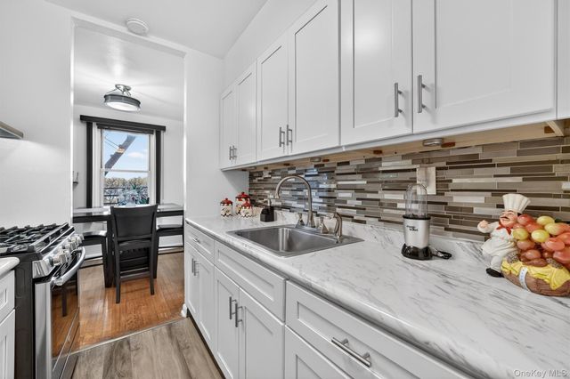 1300 Midland A50, Yonkers, NY 10704