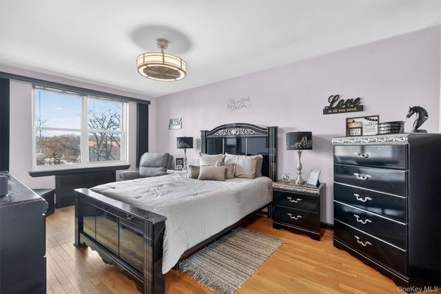 1300 Midland A50, Yonkers, NY 10704