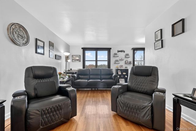 1300 Midland A50, Yonkers, NY 10704