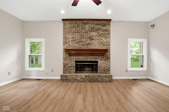 9812 Covington Boulevard, Fishers, IN 46037