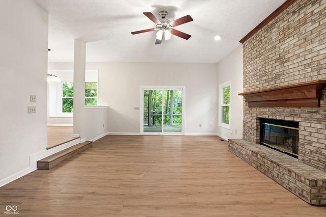 9812 Covington Boulevard, Fishers, IN 46037