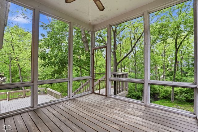 9812 Covington Boulevard, Fishers, IN 46037