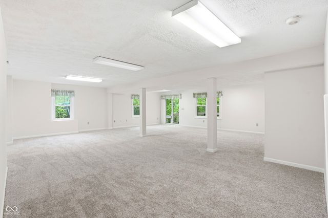 9812 Covington Boulevard, Fishers, IN 46037