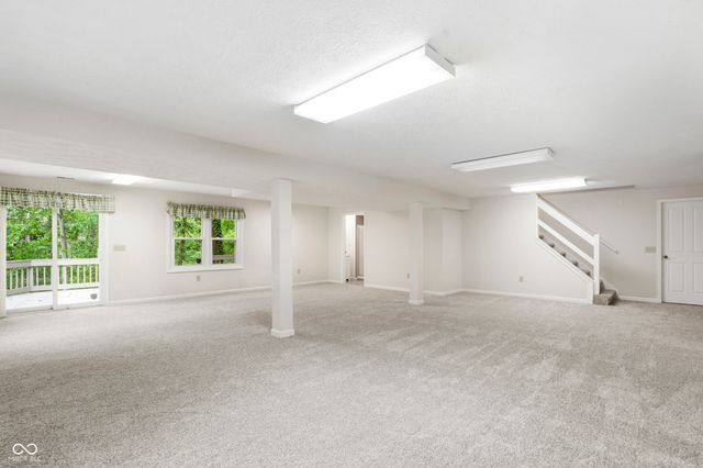 9812 Covington Boulevard, Fishers, IN 46037