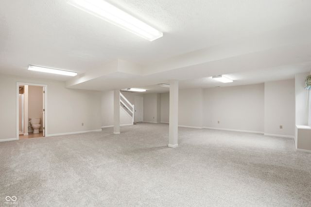 9812 Covington Boulevard, Fishers, IN 46037