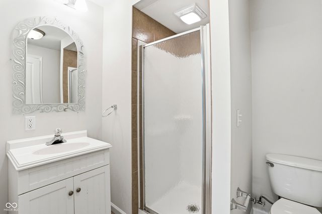 9812 Covington Boulevard, Fishers, IN 46037