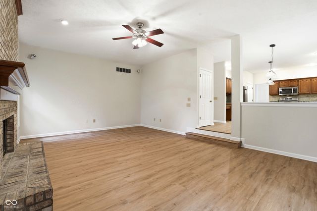 9812 Covington Boulevard, Fishers, IN 46037