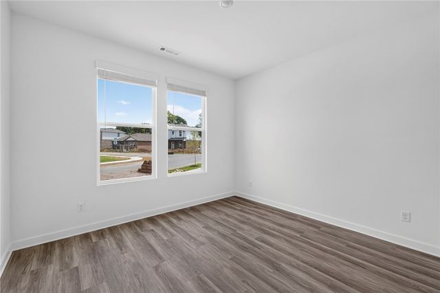 4690 W Buckaroo Street, Fayetteville, AR 72704