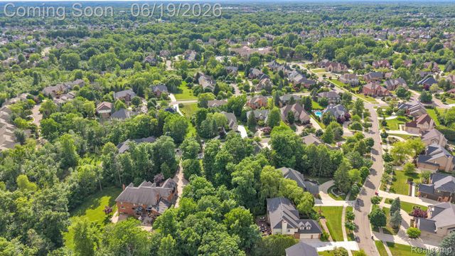 7061 Trailway Court, West Bloomfield Charter Township, MI 48322
