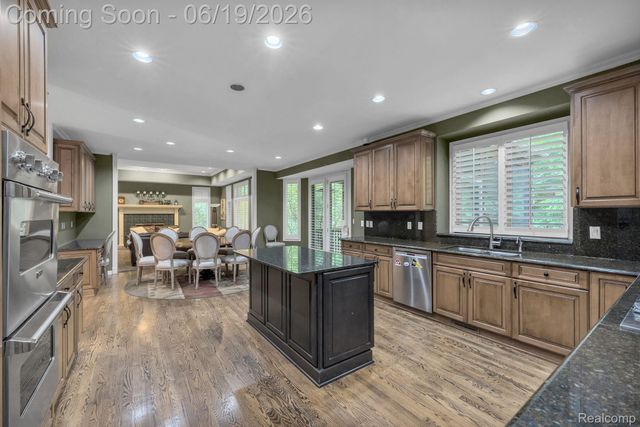 7061 Trailway Court, West Bloomfield Charter Township, MI 48322