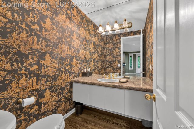 7061 Trailway Court, West Bloomfield Charter Township, MI 48322