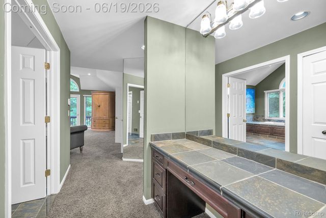 7061 Trailway Court, West Bloomfield Charter Township, MI 48322