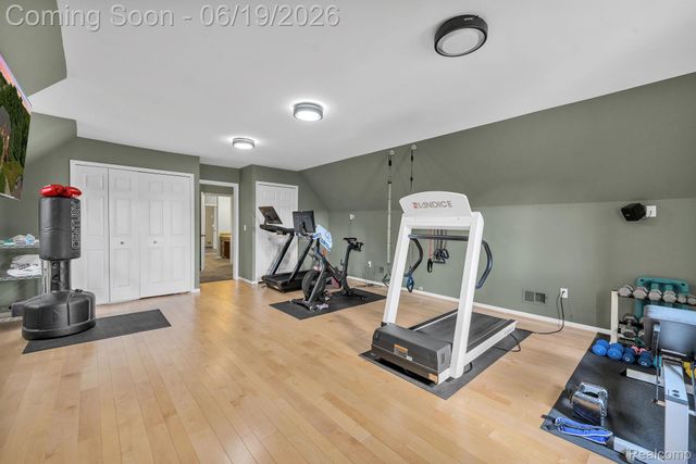 7061 Trailway Court, West Bloomfield Charter Township, MI 48322