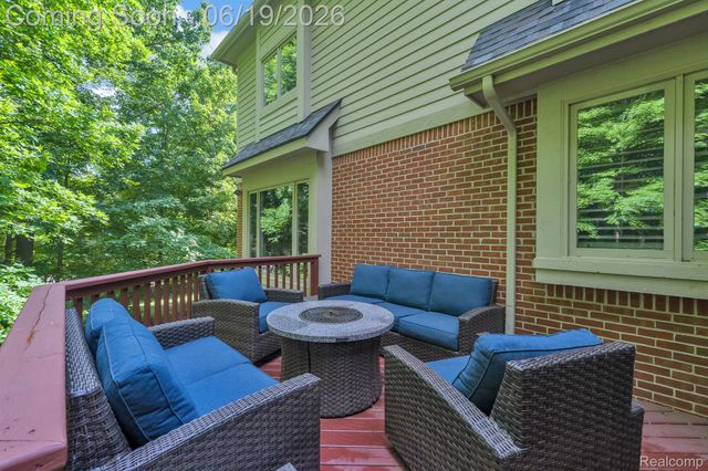 7061 Trailway Court, West Bloomfield Charter Township, MI 48322