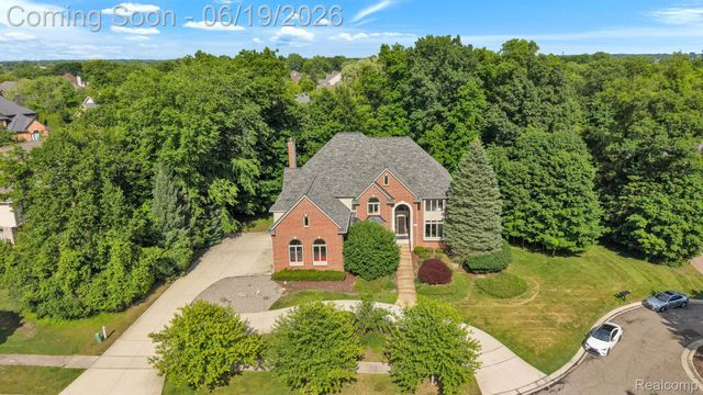 7061 Trailway Court, West Bloomfield Charter Township, MI 48322