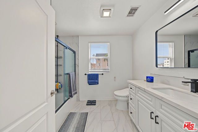 309 S Mariposa Avenue 101, Los Angeles, CA 90020