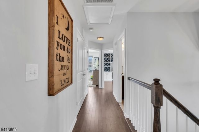 18 Blazingstar Way, Allamuchy Twp., NJ 07840