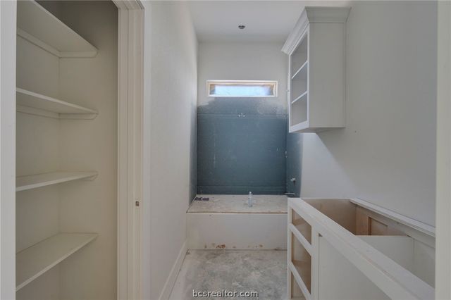 5074 County Road 128, Iola, TX 77861