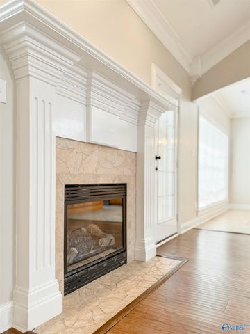 2012 Englewood Place, Decatur, AL 35603